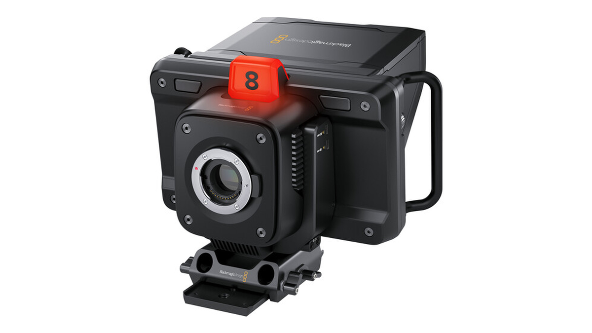 Blackmagic Studio Camera 4K Plus G2